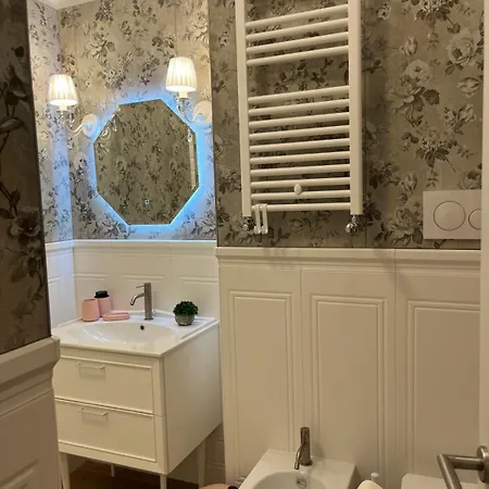 Colosseo Luxury * Rome