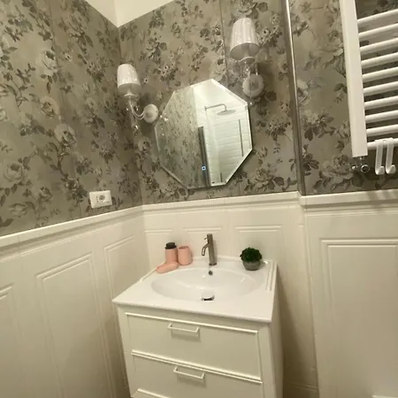 Colosseo Luxury Apartmán Řím