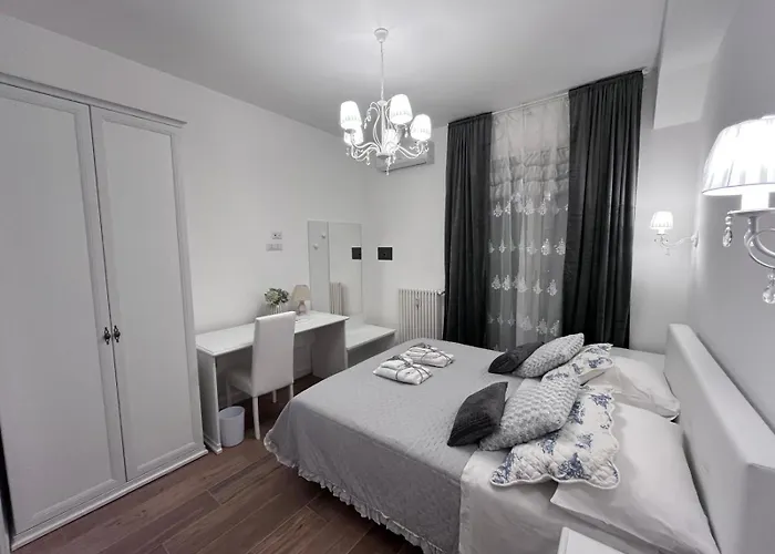 Апартаменты Colosseo Luxury *